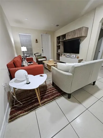 9572 SW 169th Place Miami FL 33196