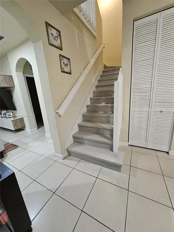 9572 SW 169th Place Miami FL 33196