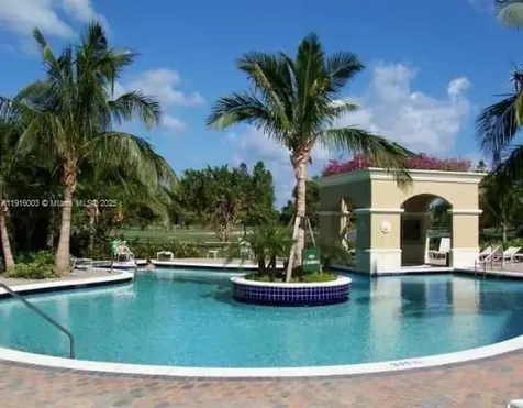 19501 W Country Club Drive Aventura FL 33180