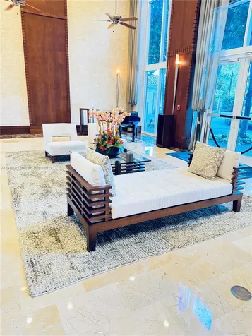 19501 W Country Club Drive Aventura FL 33180