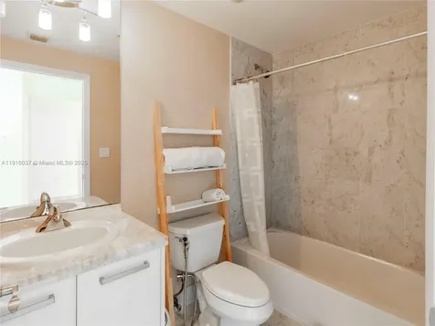 244 Biscayne Boulevard Miami FL 33132
