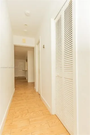 2510 NE 207th Terrace Miami FL 33180