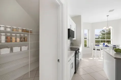 7830 NW 161st Terrace Miami Lakes FL 33016