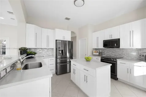 7830 NW 161st Terrace Miami Lakes FL 33016