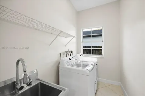7830 NW 161st Terrace Miami Lakes FL 33016