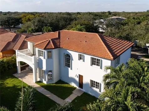 7830 NW 161st Terrace Miami Lakes FL 33016