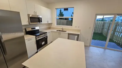 2618 SE 27th Court Homestead FL 33035