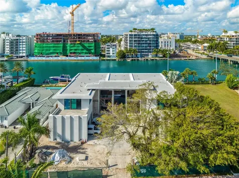 9540 Bay Drive Surfside FL 33154