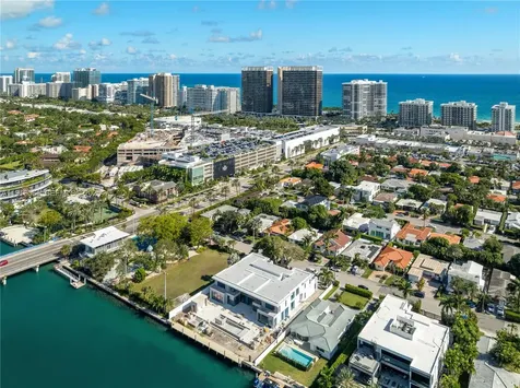 9540 Bay Drive Surfside FL 33154