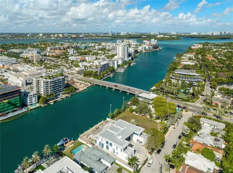 9540 Bay Drive Surfside FL 33154