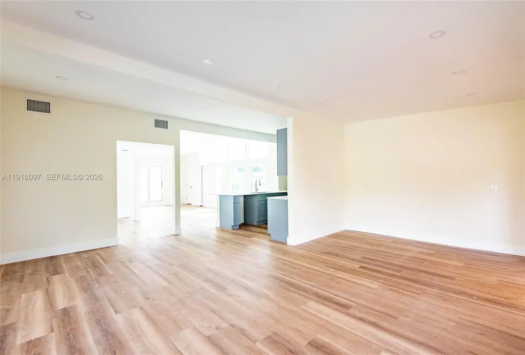 429 W Evanston Circle Fort Lauderdale FL 33312