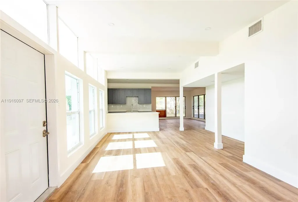 429 W Evanston Circle Fort Lauderdale FL 33312