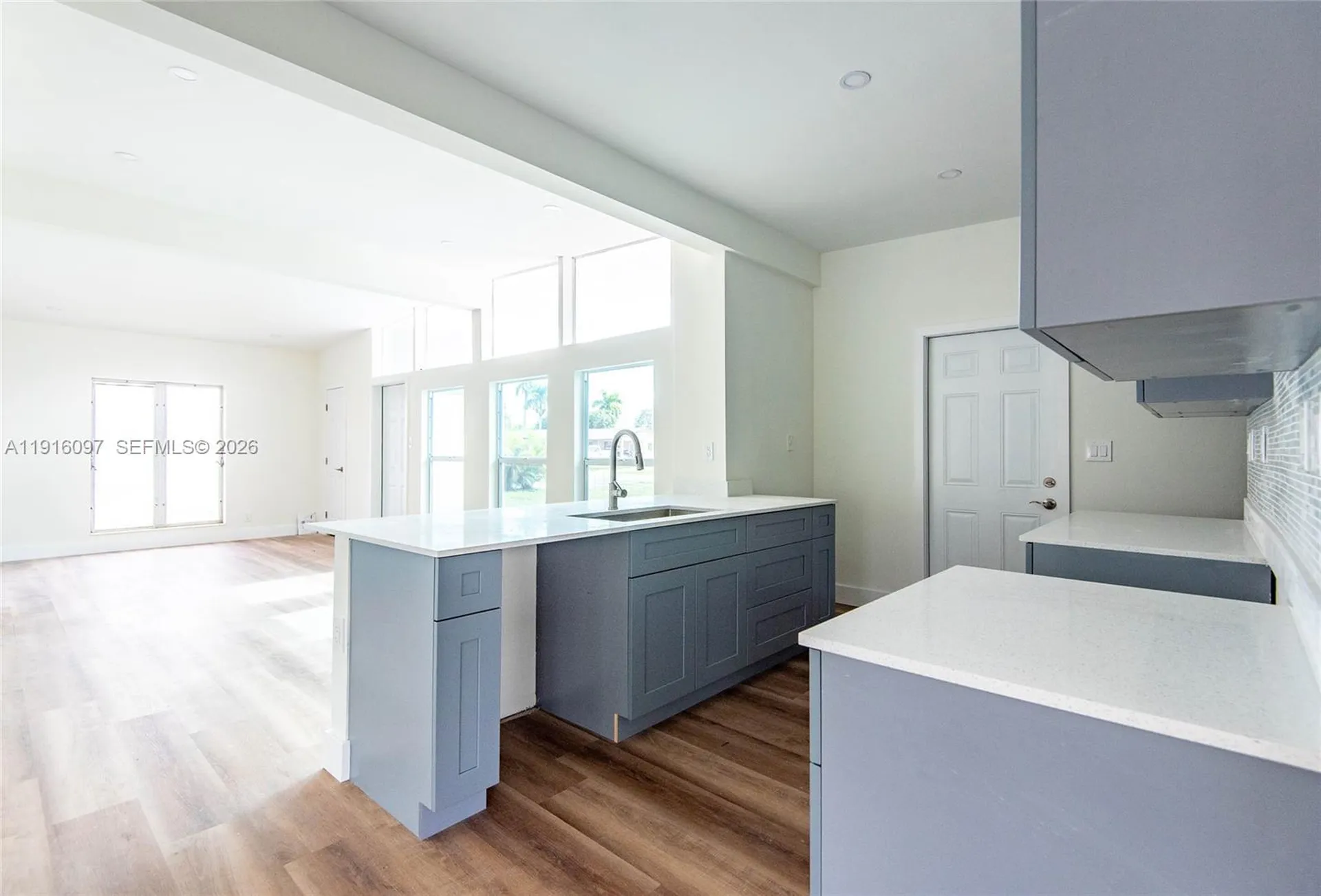 429 W Evanston Circle Fort Lauderdale FL 33312