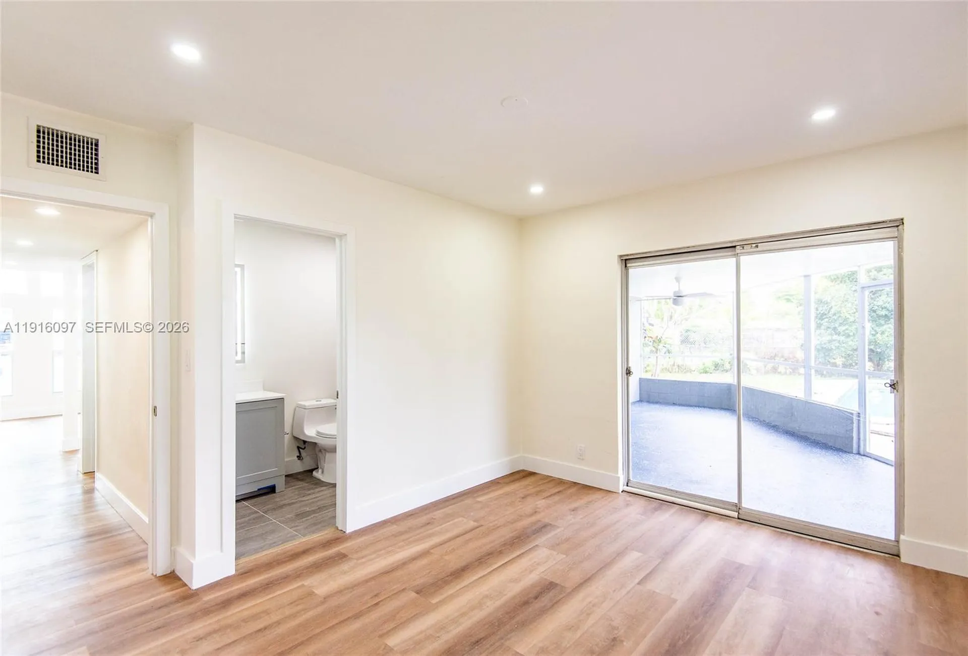 429 W Evanston Circle Fort Lauderdale FL 33312