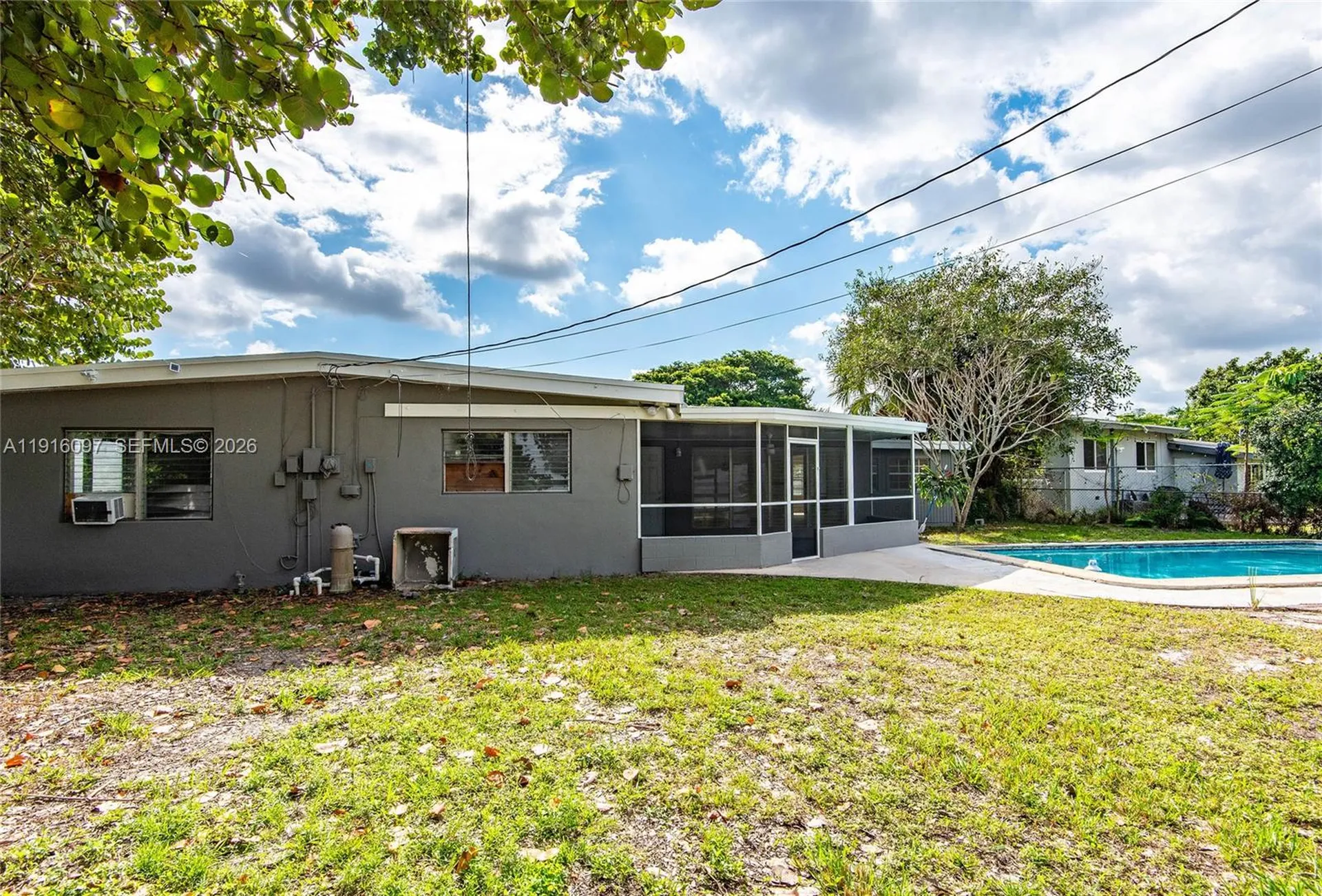 429 W Evanston Circle Fort Lauderdale FL 33312