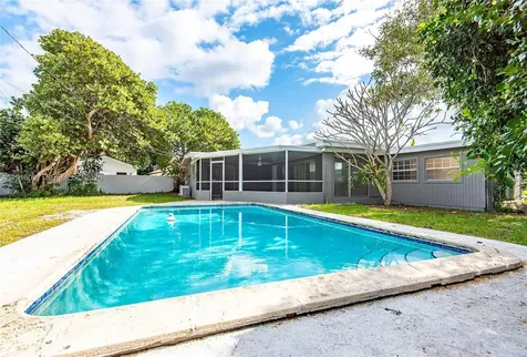 429 W Evanston Circle Fort Lauderdale FL 33312