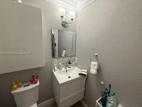 16420 SW 48th Terrace Miami FL 33185