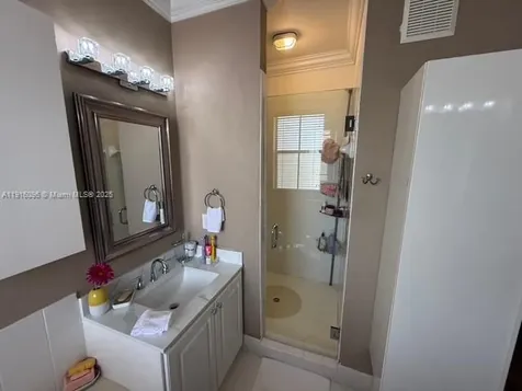 16420 SW 48th Terrace Miami FL 33185