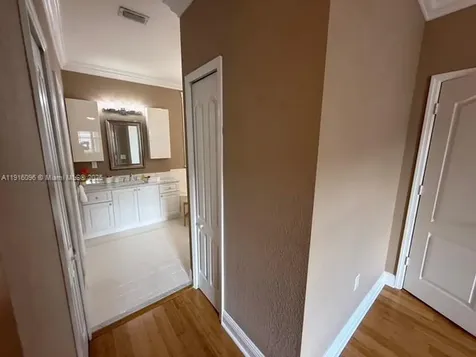 16420 SW 48th Terrace Miami FL 33185