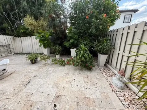 16420 SW 48th Terrace Miami FL 33185