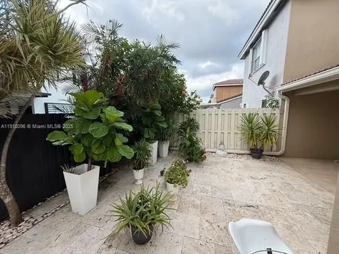 16420 SW 48th Terrace Miami FL 33185