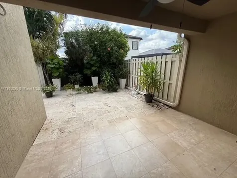 16420 SW 48th Terrace Miami FL 33185