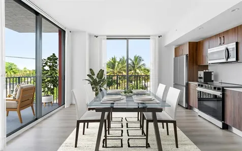 3830 NW 11th Street Miami FL 33126