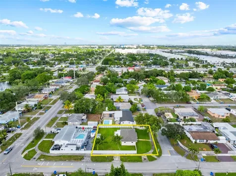 3150 SW 39th Avenue West Park FL 33023