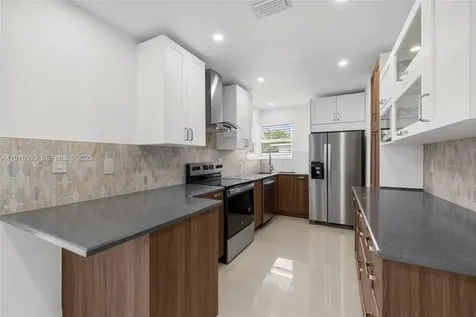 3150 SW 39th Avenue West Park FL 33023