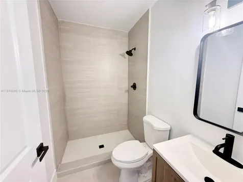 272 E 54th Street Hialeah FL 33013