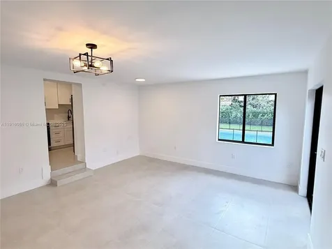 272 E 54th Street Hialeah FL 33013