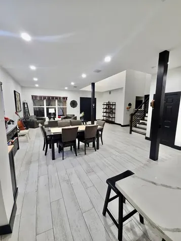 2019 Harbor View Circle Weston FL 33327
