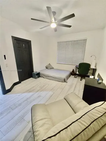 2019 Harbor View Circle Weston FL 33327