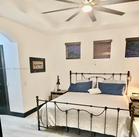 2019 Harbor View Circle Weston FL 33327