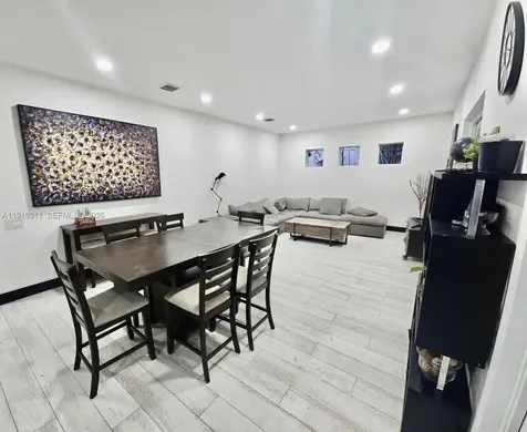 2019 Harbor View Circle Weston FL 33327