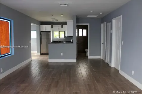 107 W Pembroke Road Hallandale Beach FL 33009