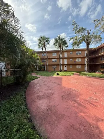 1280 W 54th Street Hialeah FL 33012
