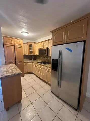 1280 W 54th Street Hialeah FL 33012