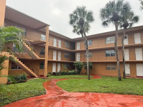 1280 W 54th Street Hialeah FL 33012