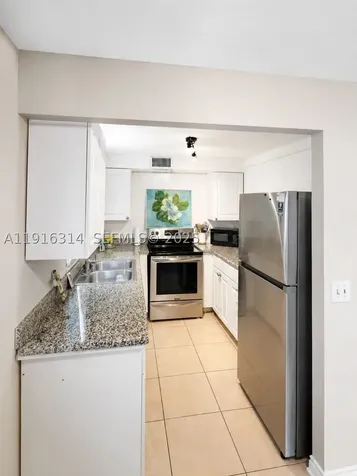 116 Tuscany B Delray Beach FL 33446