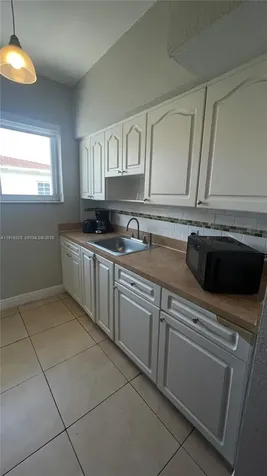 8100 Harding Avenue Miami Beach FL 33141