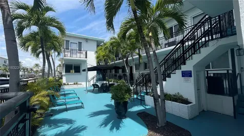 8100 Harding Avenue Miami Beach FL 33141
