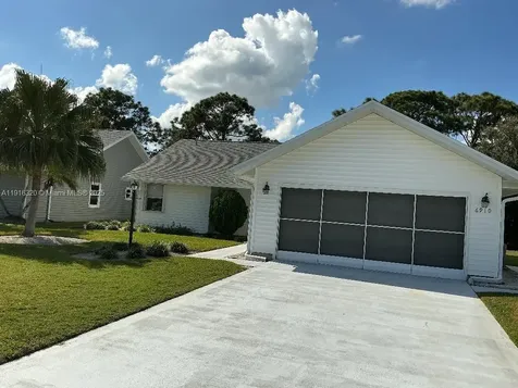 6910 SE Lillian Court Stuart FL 34997