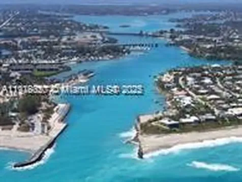 6910 SE Lillian Court Stuart FL 34997