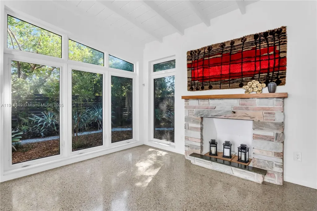 2333 SW 34th Way Fort Lauderdale FL 33312