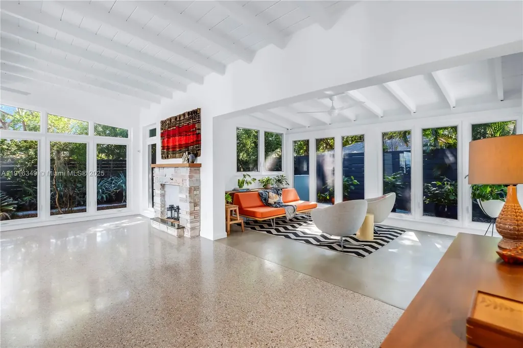 2333 SW 34th Way Fort Lauderdale FL 33312