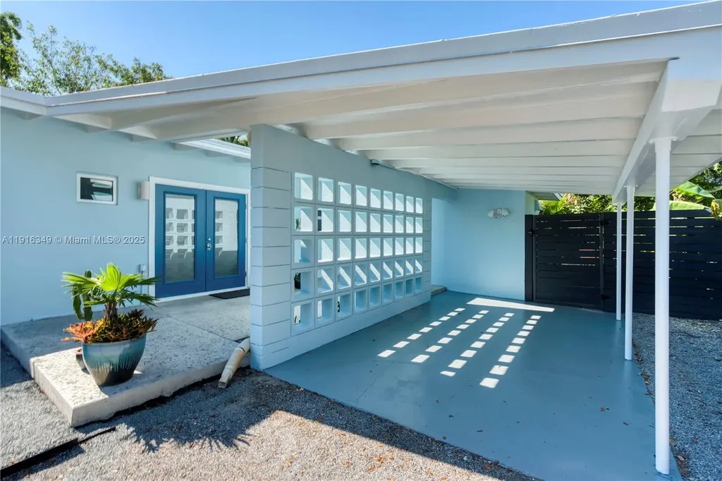 2333 SW 34th Way Fort Lauderdale FL 33312