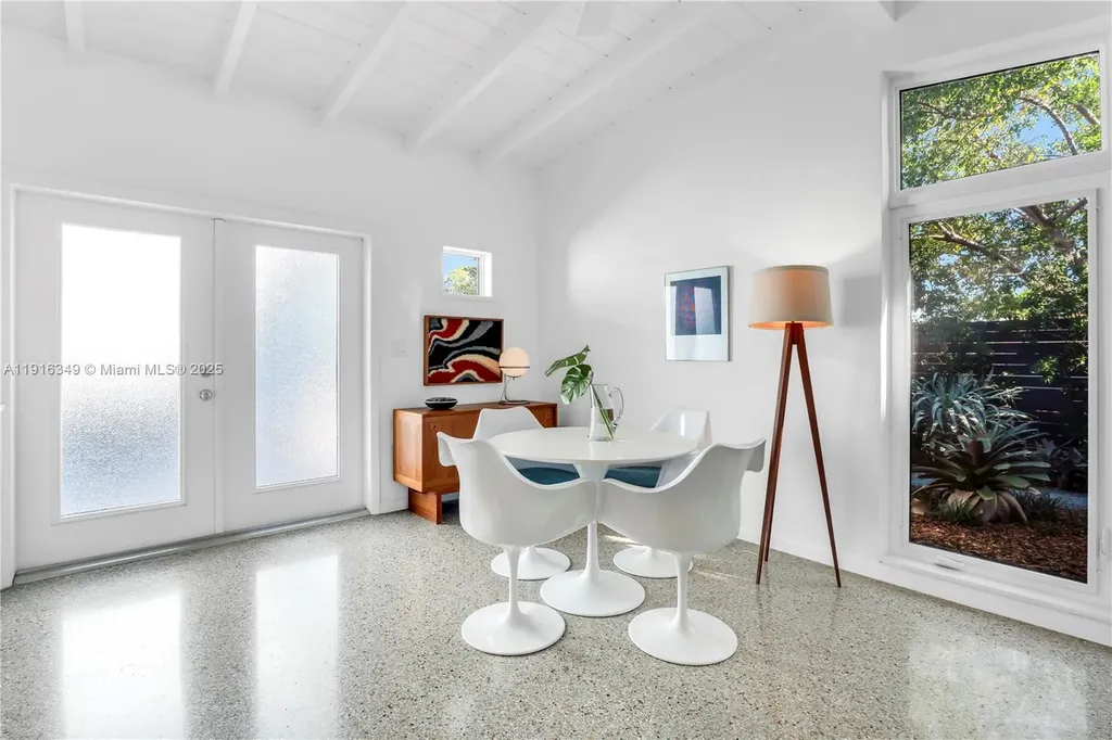 2333 SW 34th Way Fort Lauderdale FL 33312