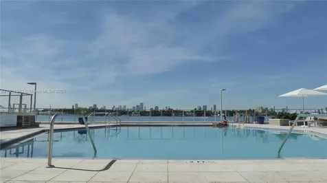 800 West Avenue Miami Beach FL 33139