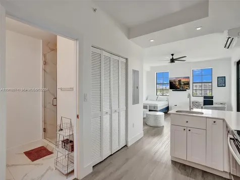 4100 SW 64th Avenue Davie FL 33314